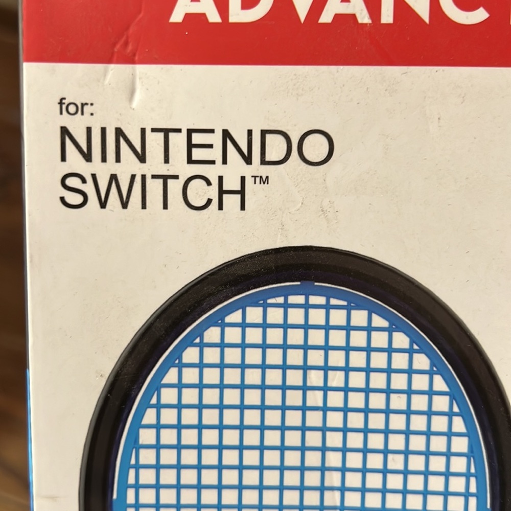 Advanctech Tennis Rackets - Picture 2 of 4